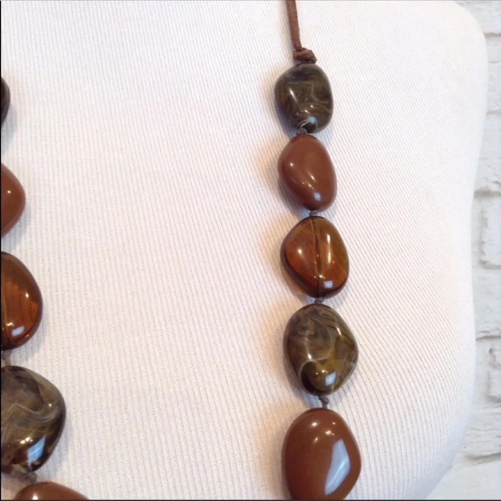 Leather cord necklace with 13 polished stones
